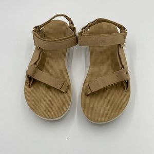 Teva outdoor, mid form, universal sandals, women size 9, beige/cream